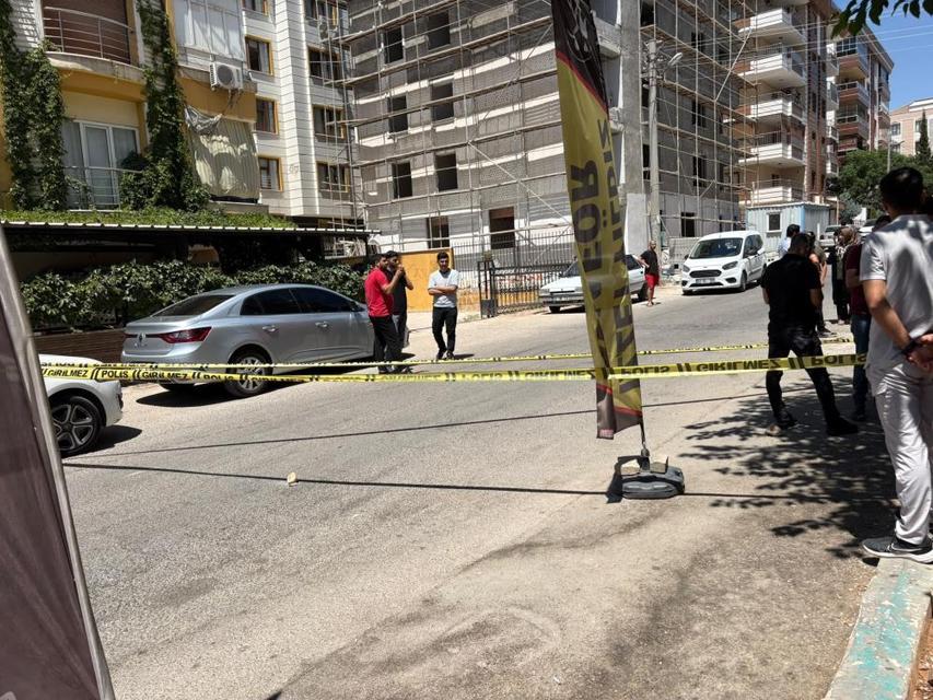 Ablası ile tartışan eniştesinin berber dükkanını tüfekle bastı: 4 yaralı