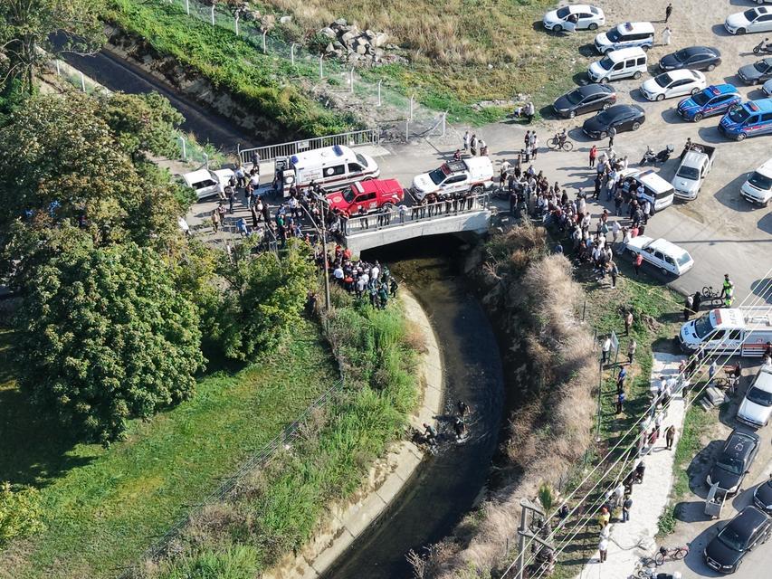 Sulama kanalına düşen otomobilde kaybolan gençten acı haber