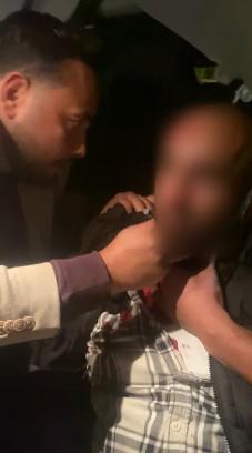 Yolcu otobüsüyle çarpışan otomobilin sürücüsüne ilk müdahale vatandaşlardan