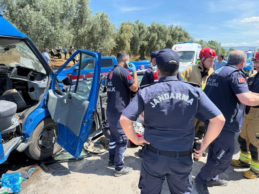 Otomobil ile jandarma ekip otosu çarpıştı: 1 ölü 2 yaralı