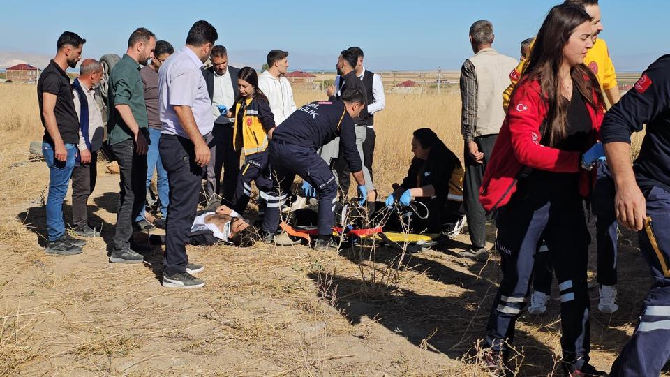 Düğün konvoyunda feci kaza: 4 yaralı