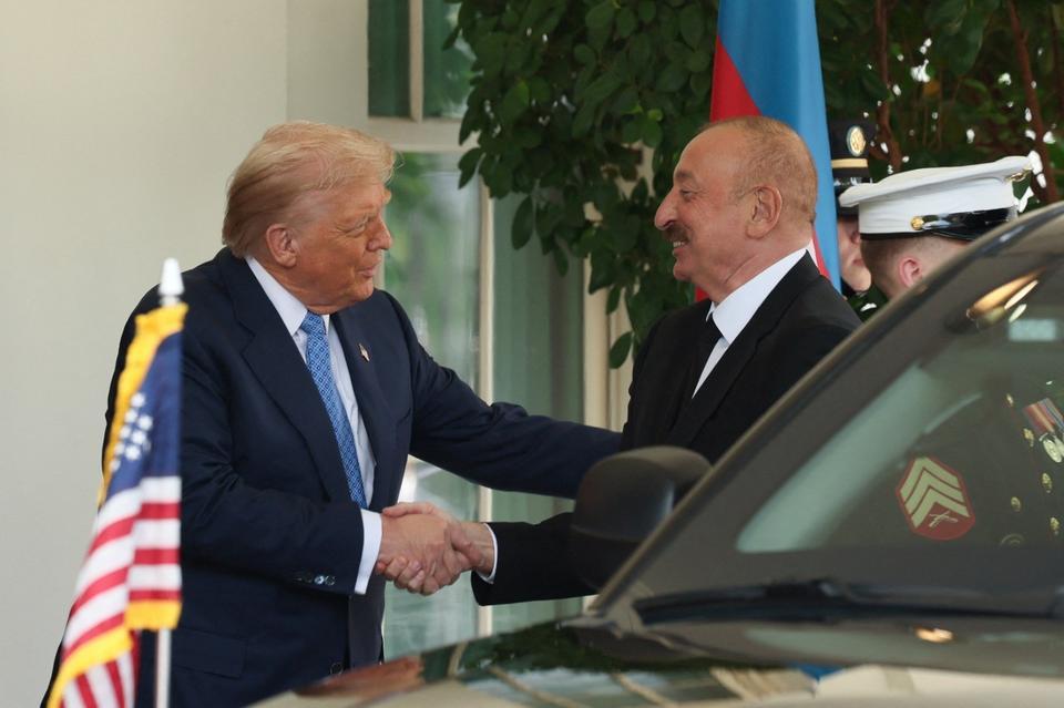 Aliyev, ABD Başkanı Trump ile görüştü