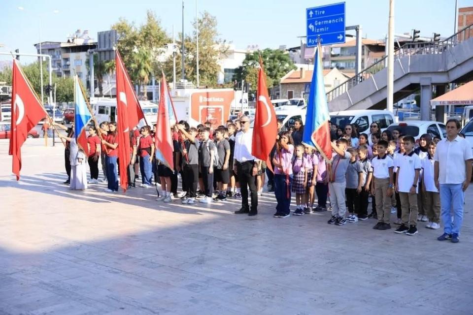 Aydın'da 188 bin öğrenci yeniden ders başı yaptı