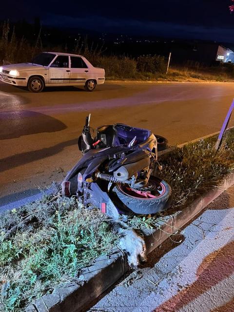 Kontrolden çıkan motosiklet kaldırıma çarptı: 1 ölü
