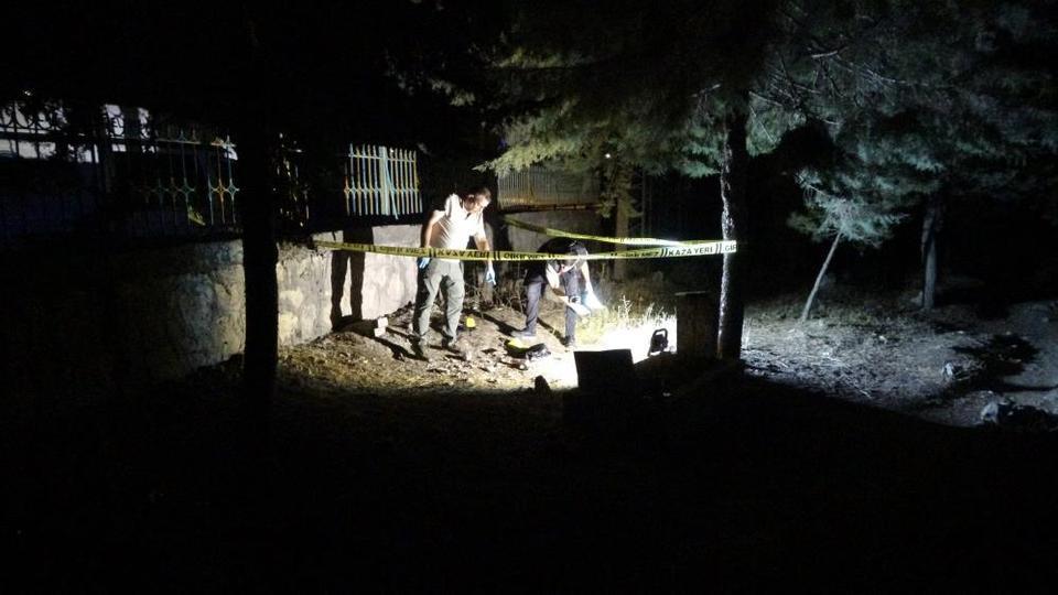 Mezarlıkta şok olay: Kanlar içerisinde bulundu