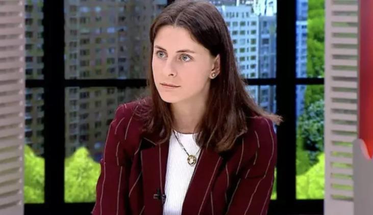 Gelin kaynana canlı yayında birbirine girdi