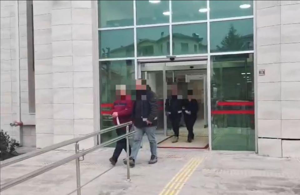 Fuhuş operasyonunda 7 kadın kurtarıldı