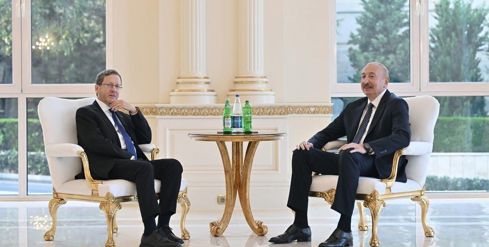 Azerbaycan Cumhurbaşkanı Aliyev, İsrail Cumhurbaşkanı Herzog ile bir araya geldi