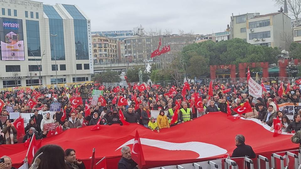 Staj ve çıraklık sigortası mağdurları Kartal Meydanı’ndan seslendi