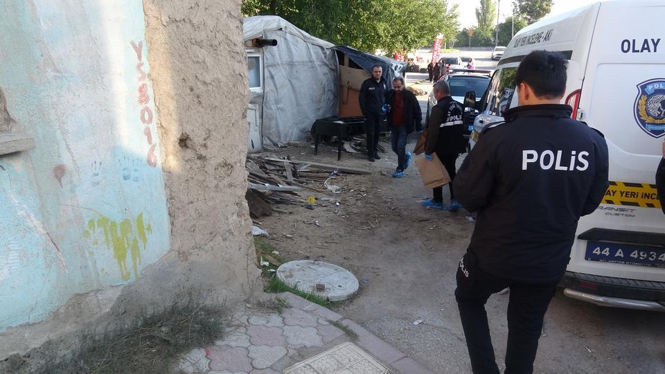 MALATYA'DA YASAK İLİŞKİ BASKINI: 1'İ AĞIR 3 YARALI