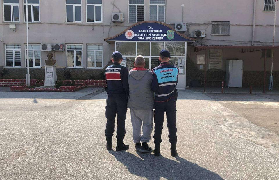 Nazilli’de aranan iki hükümlü operasyonla yakalandı