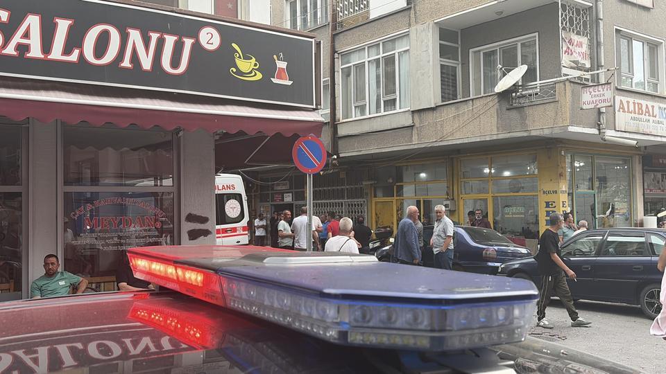 Bunalıma giren genç yaşamına son verdi