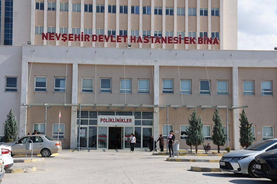 Kadın doğum doktoru ile birlikte 3 kişi tutuklandı