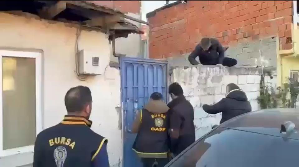 Annesinden kaçırılan çocuk 7 yıl sonra bulundu