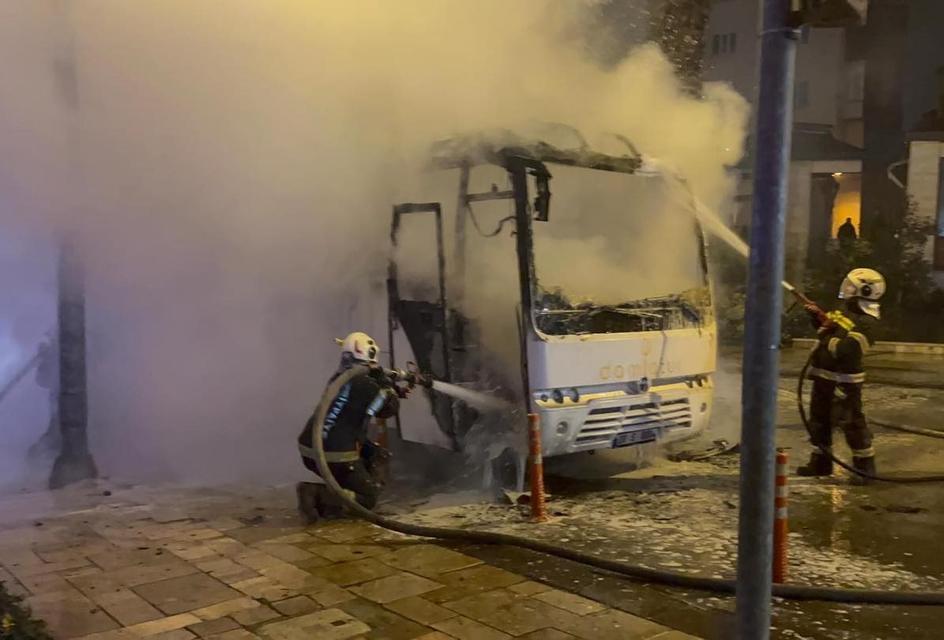 İşçiler yanmaktan son anda kurtuldu