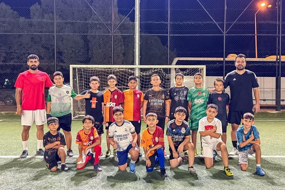 Efeler'de futbol kursları başladı