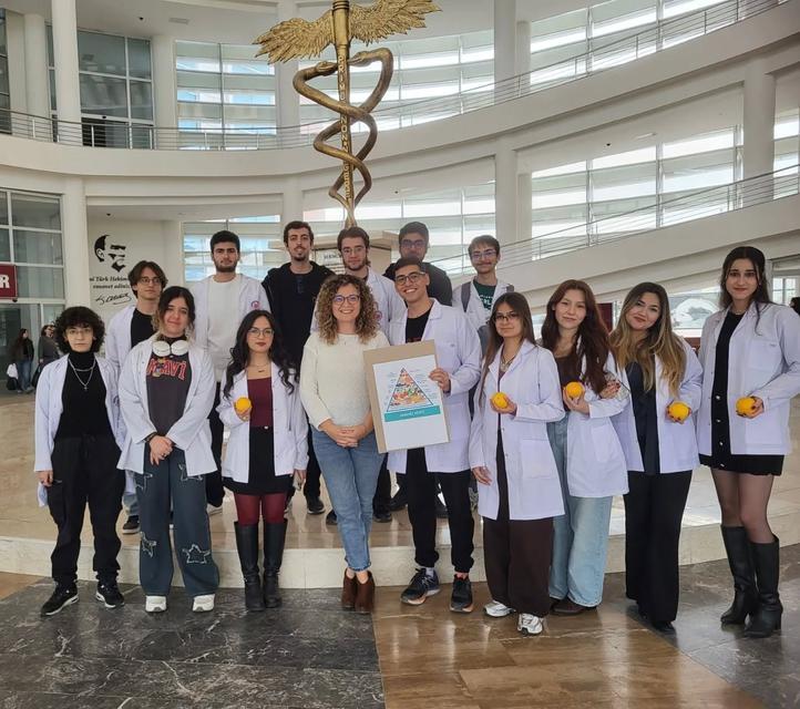 ADÜ öğrencilerinden farkındalık etkinliği