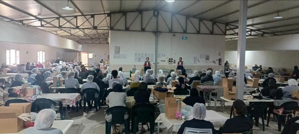 Aydınlı kadın çalışanlara uyuşturucuyla mücadele eğitimi
