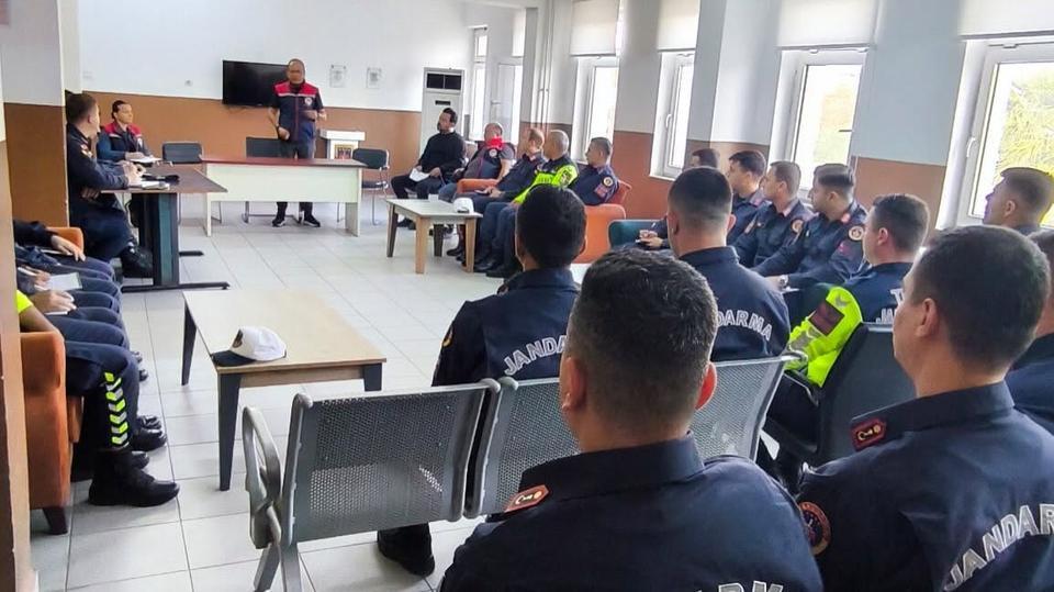 Köşk jandarması sahte gıdayla mücadele eğitimi aldı