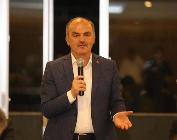 Eski belediye başkanına 2 yıl hapis cezası