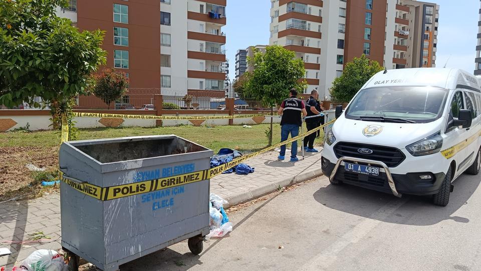 ÇÖPTE BULUNAN KAFATASININ SIRRI ÇÖZÜLDÜ DOKTORUN TIP FAKÜLTESİ YILLARINDA ALDIĞI KAFATASINI 31 YIL BOYUNCA YANINDA TAŞIDIĞI, ÖĞRETMEN EŞİ TARAFINDAN "FAZLALIK" OLDUĞU GEREKÇESİYLE ÇÖPE ATILDIĞI BELİRLENDİ