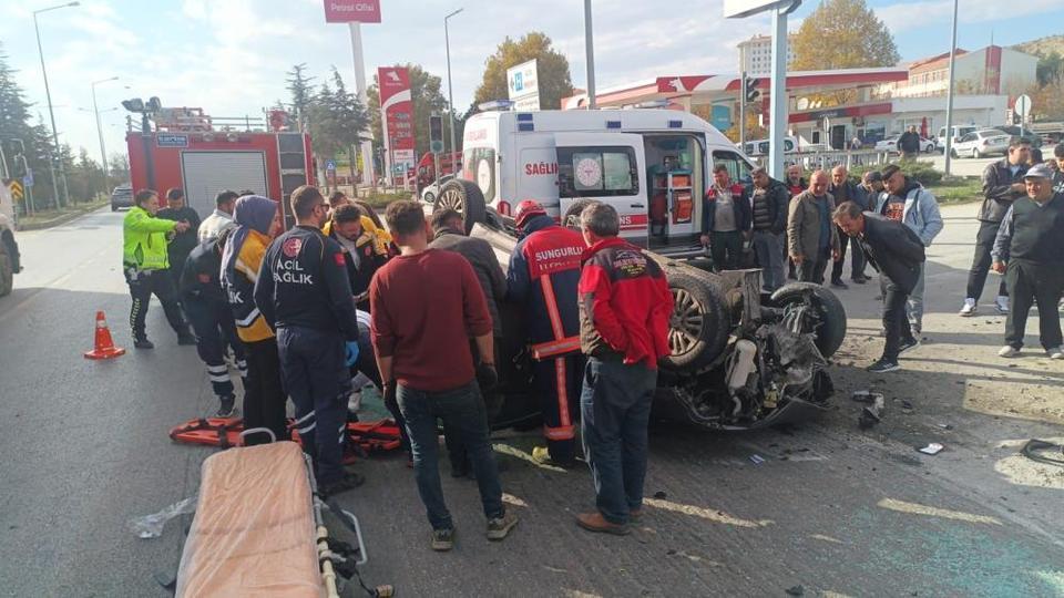 Takla atan otomobilim sürücüsü yaralandı