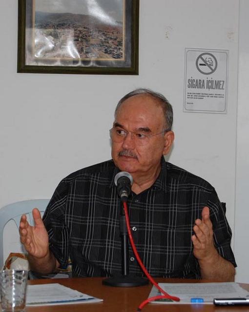 ÖZFATURA: “DELİCAN VE EKİBİ İSTİFA ETMELİDİR” İZMİR BÜYÜKŞEHİR BELEDİYESİ ESKİ BAŞKANLARINDAN BURHAN ÖZFATURA: “AK PARTİ’DEKİ BAŞARISIZLIĞIN SEBEBİ, HALKTAN KOPUK SİYASET İZLEMELERİ”