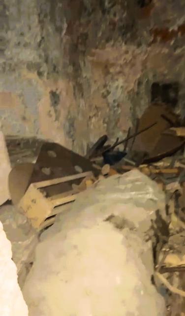 Defineciler 300 yıllık tarihi hamamı talan etti