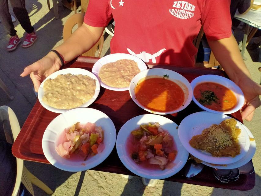 BUHARKENT'TE ESNAFLARDAN KEŞKEK HAYRI