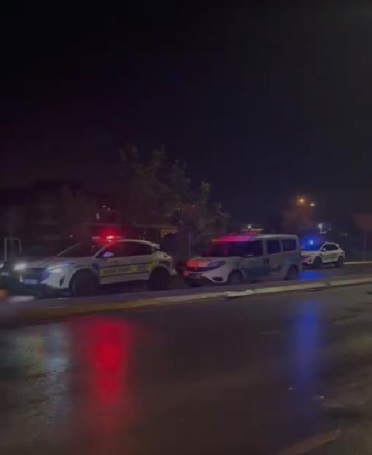 23 yaşındaki genç aydınlatma direğine çarparak yaşamını yitirdi