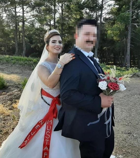 İKİ AY ÖNCE NEJLA'NIN EVLİLİĞİ İÇİN TOPLANAN SEVENLERİ, BU DEFA CENAZESİ İÇİN TOPLANDI KOCASI TARAFINDAN KESİLEREK HUNHARCA ÖLDÜRÜLEN NEJLA GELİN, GÖZYAŞLARI ARASINDA TOPRAĞA VERİLDİ NEJLA'NIN ANNESİ VE BABASI KATİLİN EN AĞIR ŞEKİLDE CEZALANDIRILMASINI İSTERKEN, BAZI YAKINLARI İSE KATİL DAMADIN EVLİLİĞİNE İZİN VEREN HEKİMLERE TEPKİ GÖSTERDİ