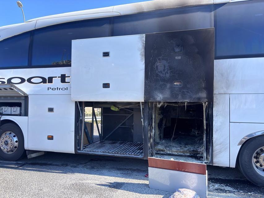Yolcu otobüsünde yangın çıktı