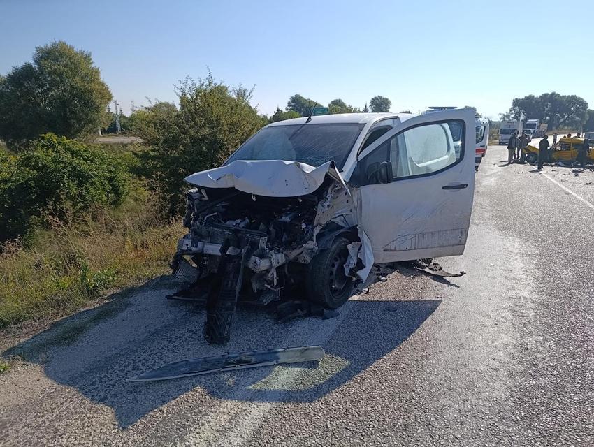 KONYA'DA FECİ KAZA: 3 ÖLÜ, 1 YARALI
