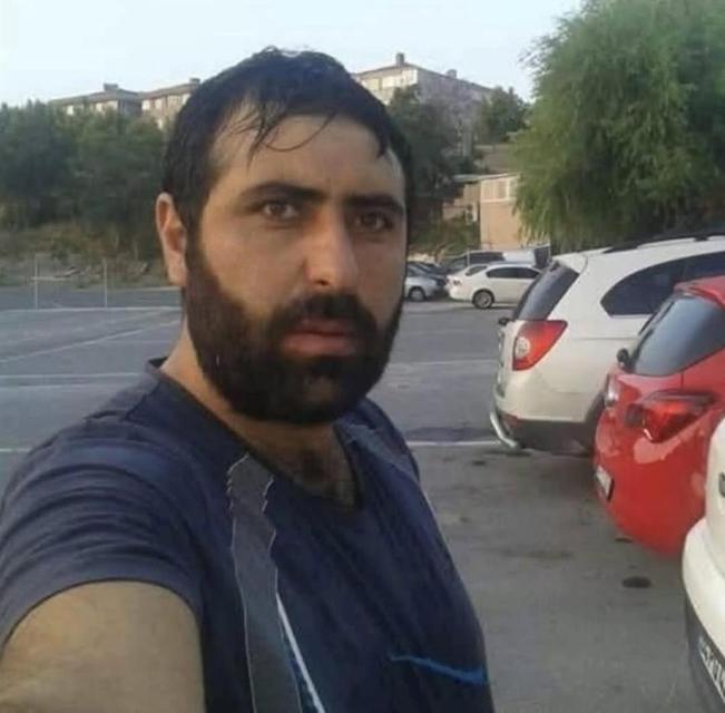 Tarlada feci kaza: Çiftçi hidrolik basıncın arasında can verdi