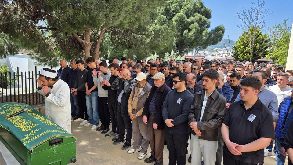 Genç yaşta amansız hastalığa yenik düştü