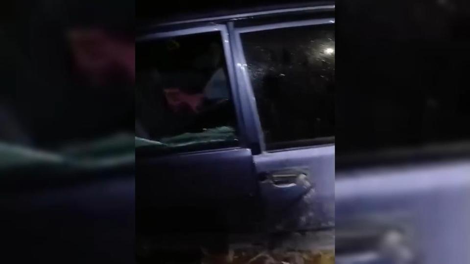 Otomobil şarampole yuvarlandı: 3 yaralı