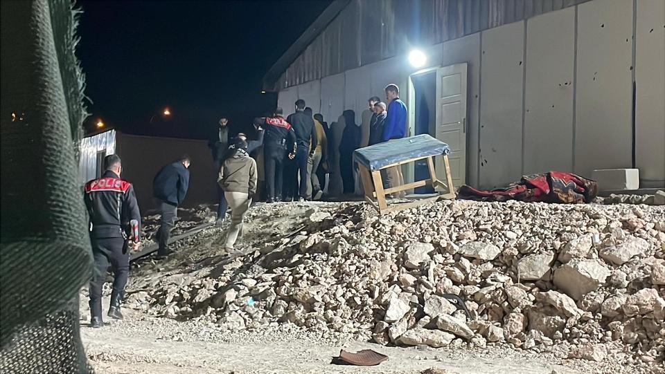 Hastane inşaatında kavga çıktı: Yaralılar var
