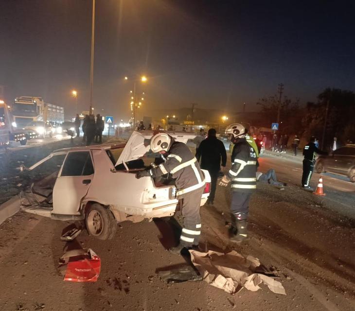 Tırla çarpışan Tofaş otomobildeki sürücü 9 gün sonra yaşam mücadelesini kaybetti