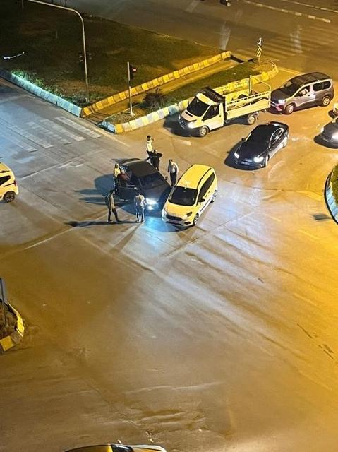 Maddi hasarlı kaza