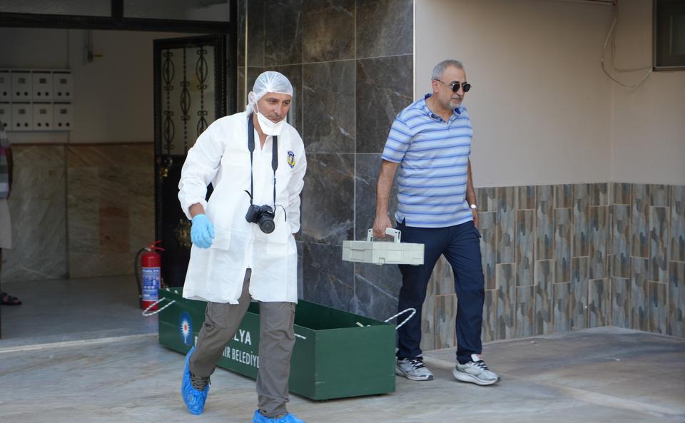 Komşuları en son 10 gün önce görmüştü, acı gerçeği oğlu ortaya çıkardı