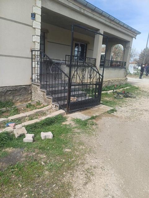 4 çocuk annesi eşini öldürüp canına kıydı