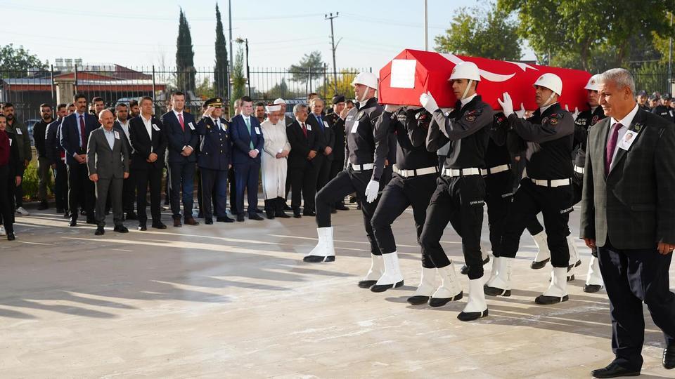 Polis memuruna acı veda