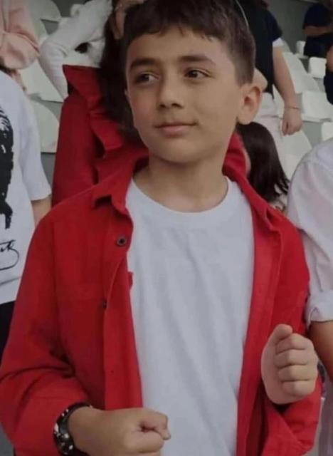 Denizde kaybolan 10 yaşındaki çocuktan acı haber! Ağabeyinin ardından cansız bedenine ulaşıldı