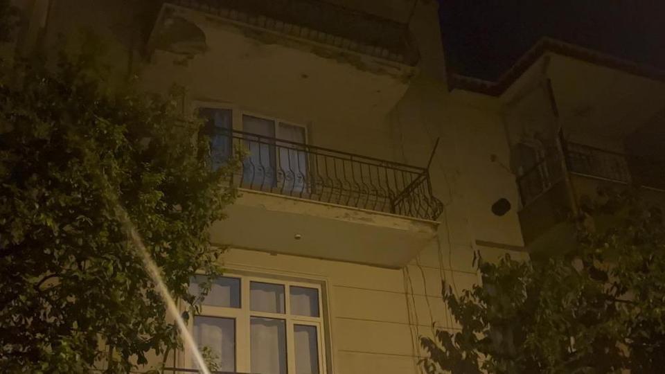 Amca dehşet saçtı: Yeğenini ve sevgilisini yaraladı