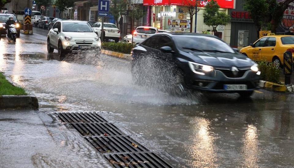 Aydın’da Yağışlı Hava Etkisini Gösteriyor: Akşam Saatlerinde Sağanak Bekleniyor