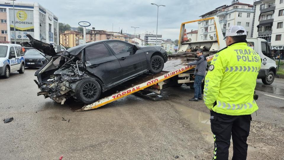 Alkollü sürücü dehşeti: 23 yaşındaki genç kız hayatını kaybetti