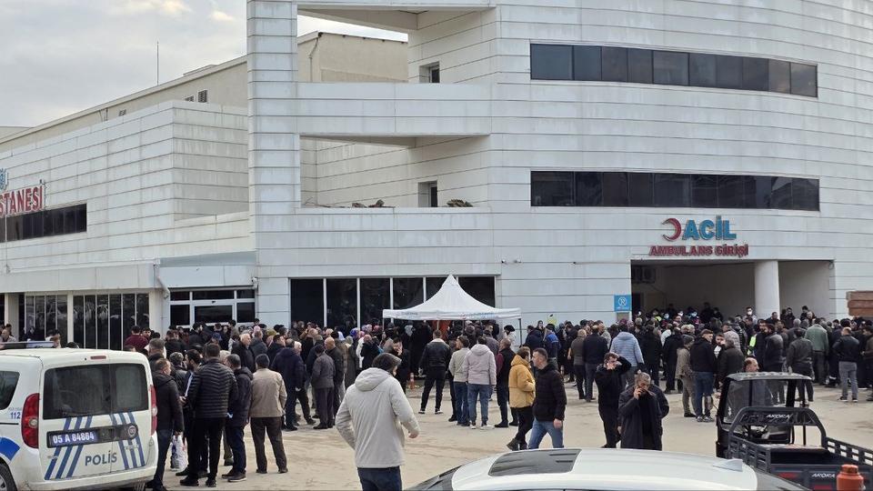 Tesiste facia 3 işçi hayatını kaybetti