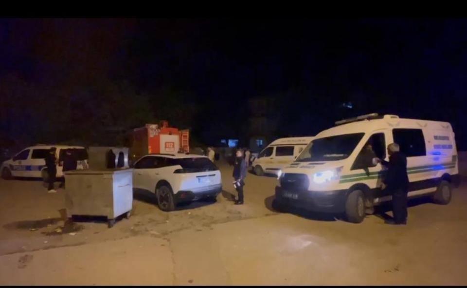 Çıkan yangın yaşlı adamın canına mal oldu