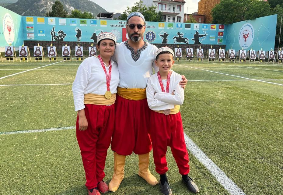 Aydınlı minik okçular Türkiye finallerinde gururlandırdı