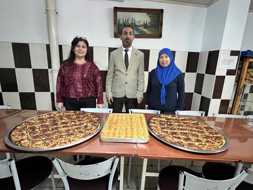 Söke’nin yardım meleği bu kez huzurevine kondu